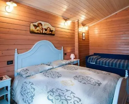 Azienda Agrituristica La Giarda Farm stay *