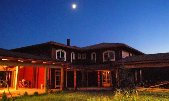 Azienda Agrituristica La Giarda Lantgård